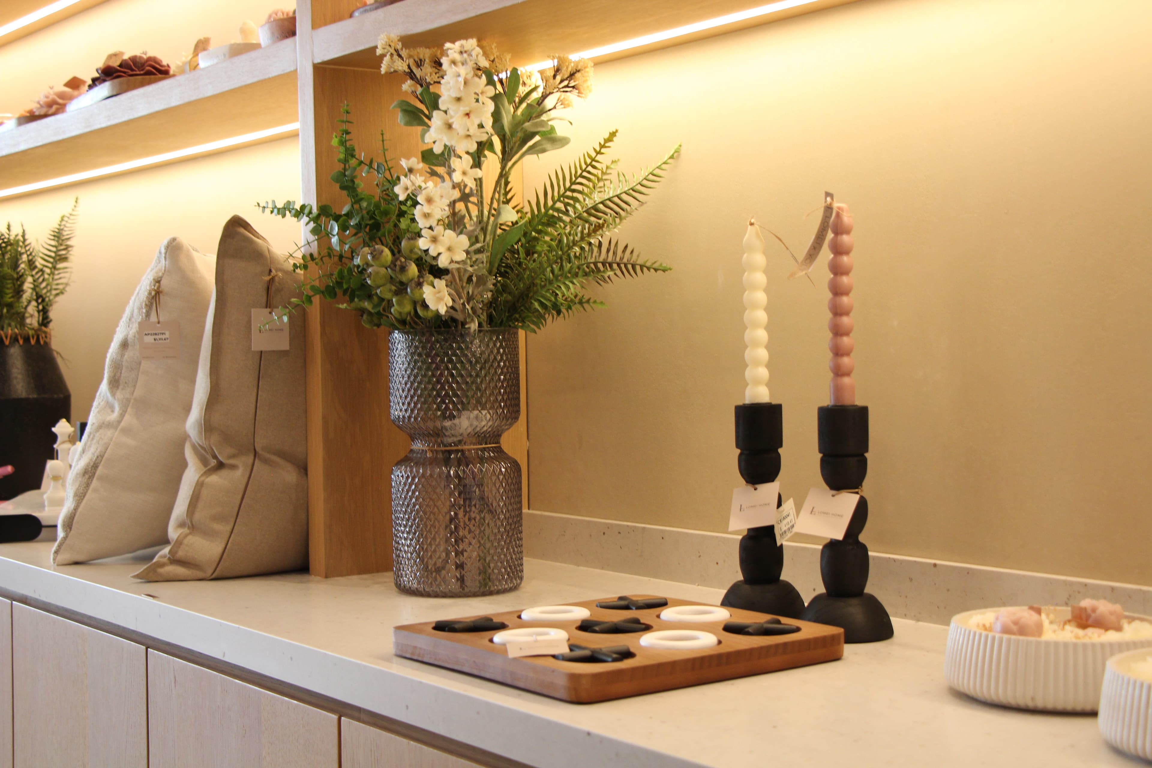Floreros, velas y accesorios